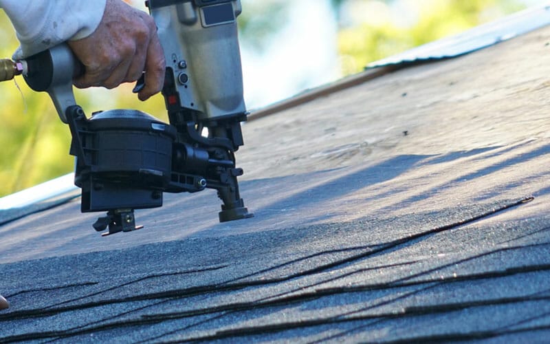 Roofing Resolutions: 4 Tips for Keeping Your Roof in Shape This Year